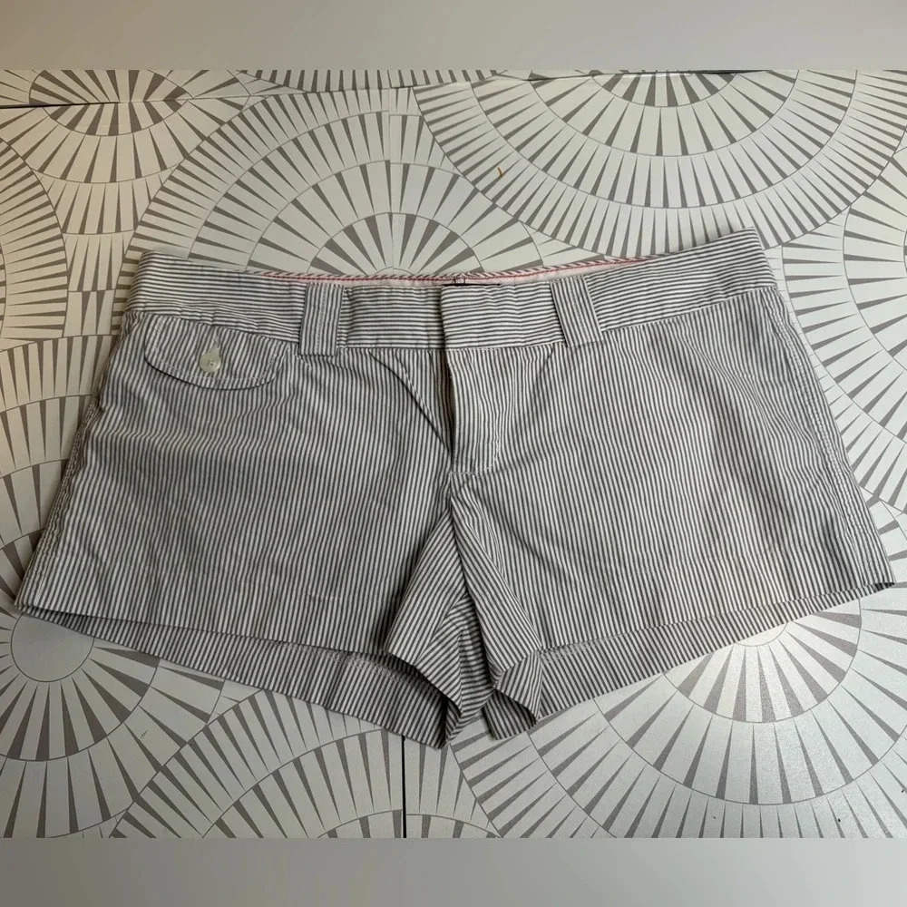 American Eagle Women’s Favorite Short